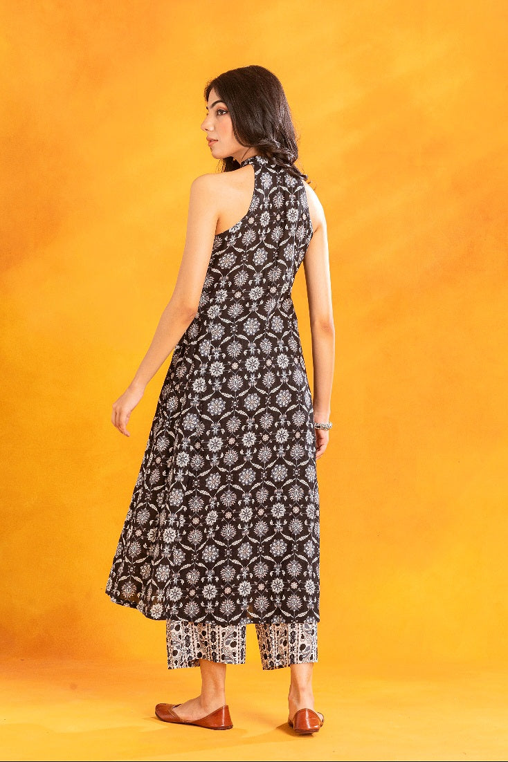 Black Halter Neck Kurta (Set of 3)