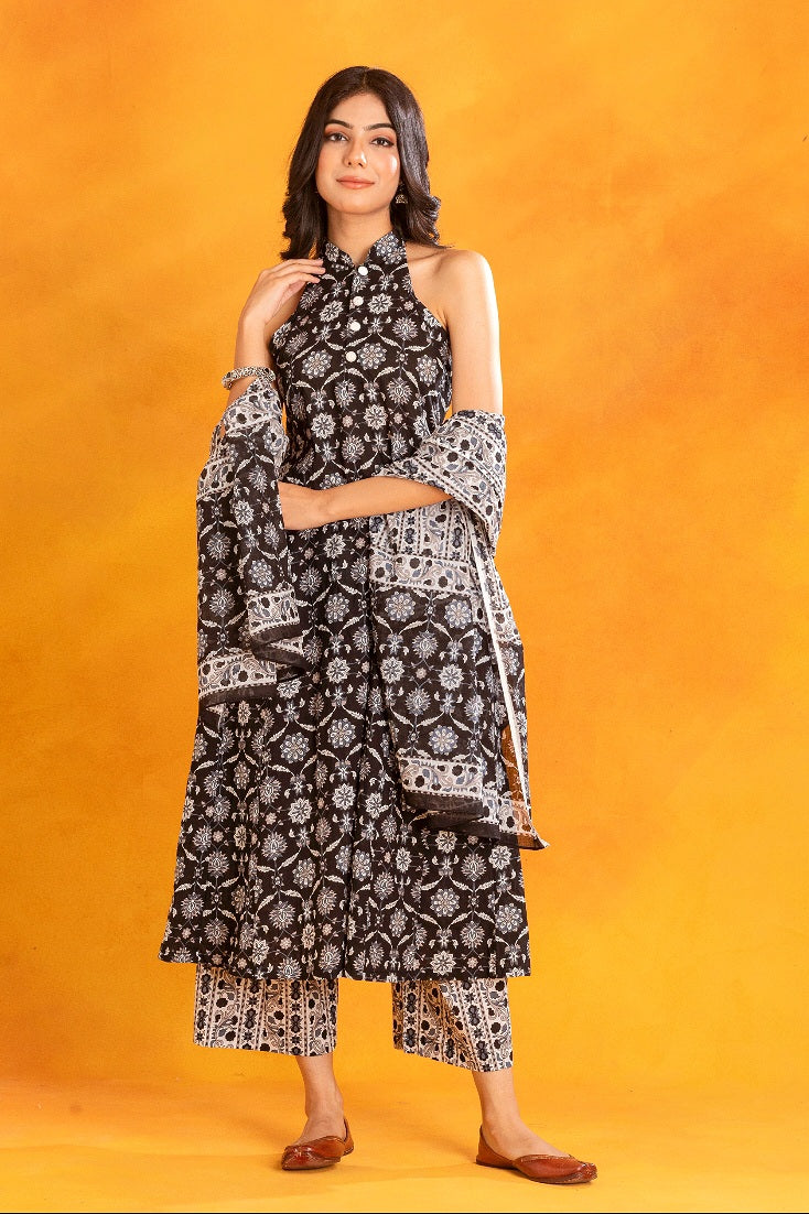 Black Halter Neck Kurta (Set of 3)