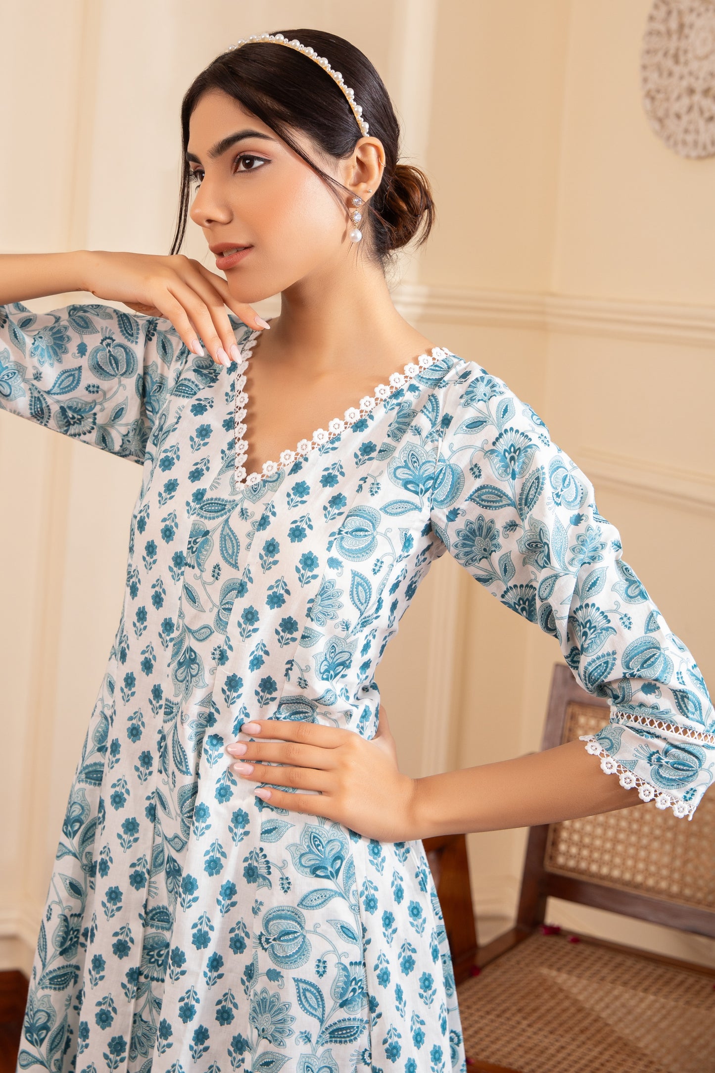 Blue & White Cotton Suit (Set of 3)