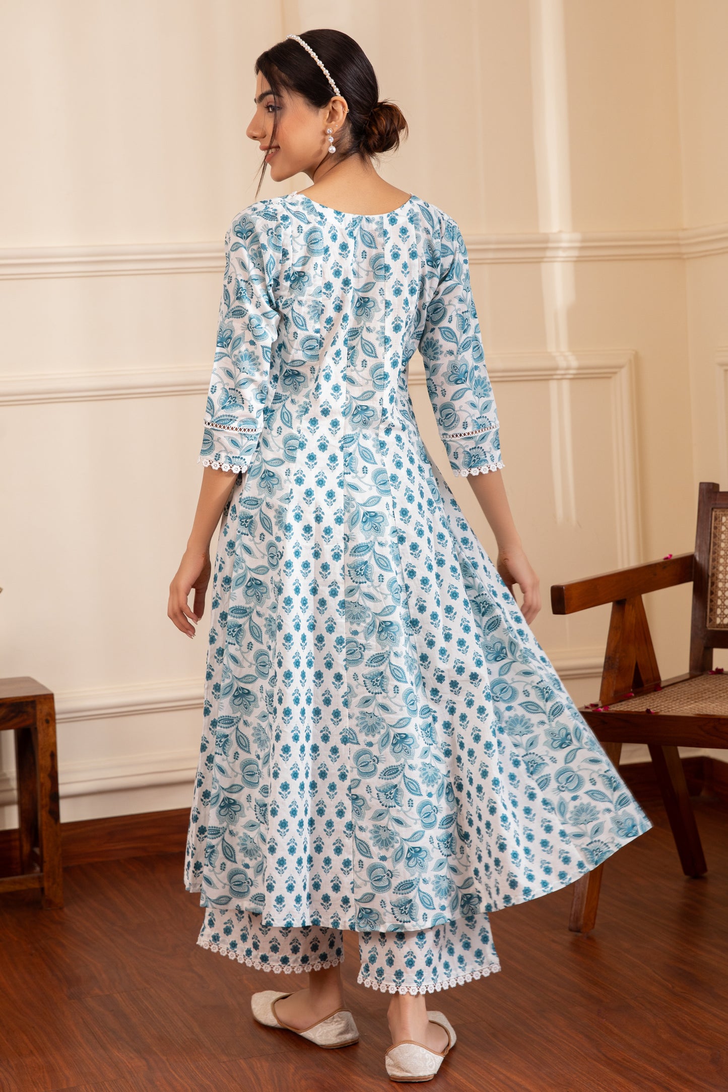 Blue & White Cotton Suit (Set of 3)