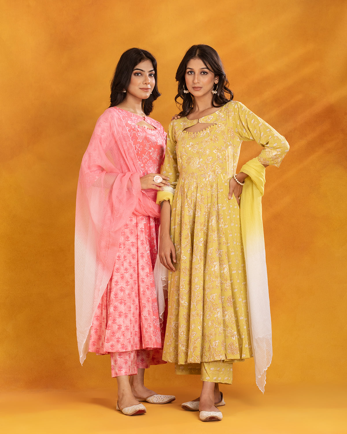 Pink Cotton Suit with Potli Button Detailing (Set of 3)