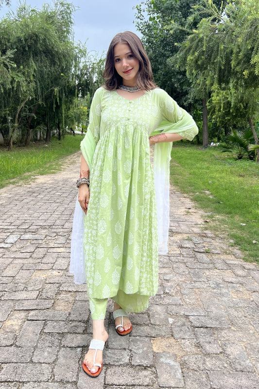 Green Flared Block Printed Suit (Set of 3)