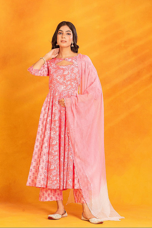 Pink Cotton Suit with Potli Button Detailing (Set of 3)