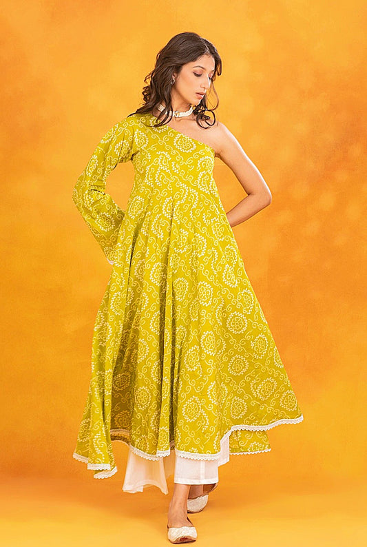 One shoulder Green Bandhej Kurta with Palazzo (Set of 2)