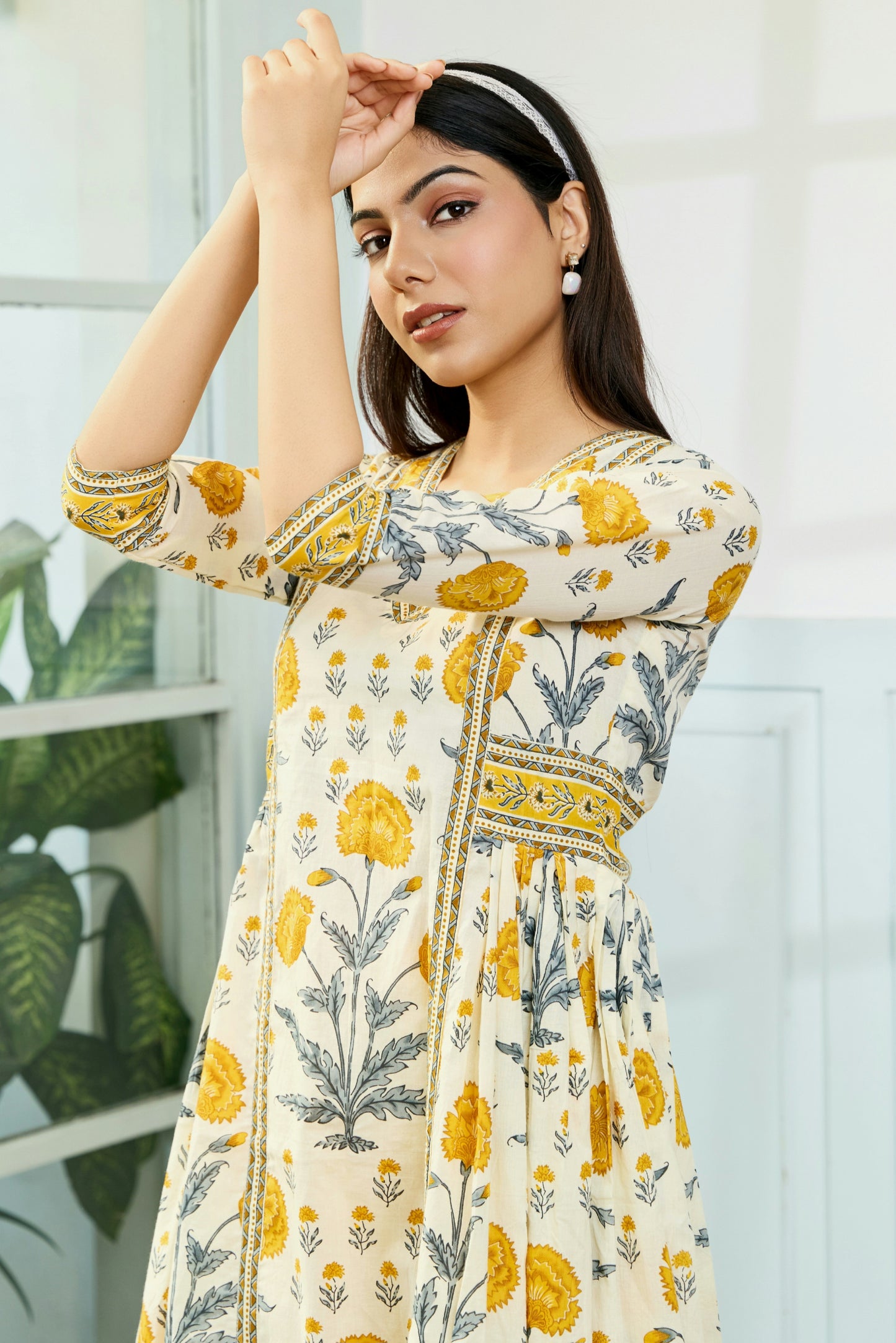 Mustard & Off White Cotton Printed Suit (Set of 3)